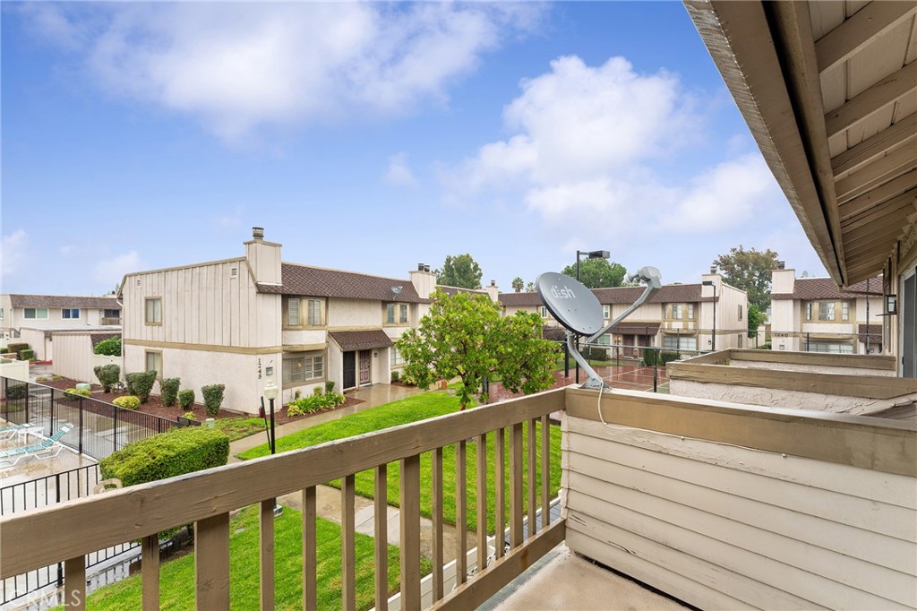 1234 N Citrus Avenue 2