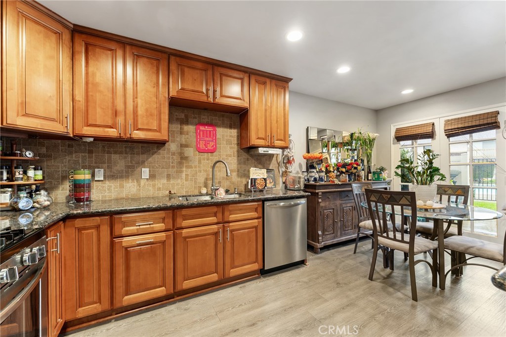 1234 N Citrus Avenue 2