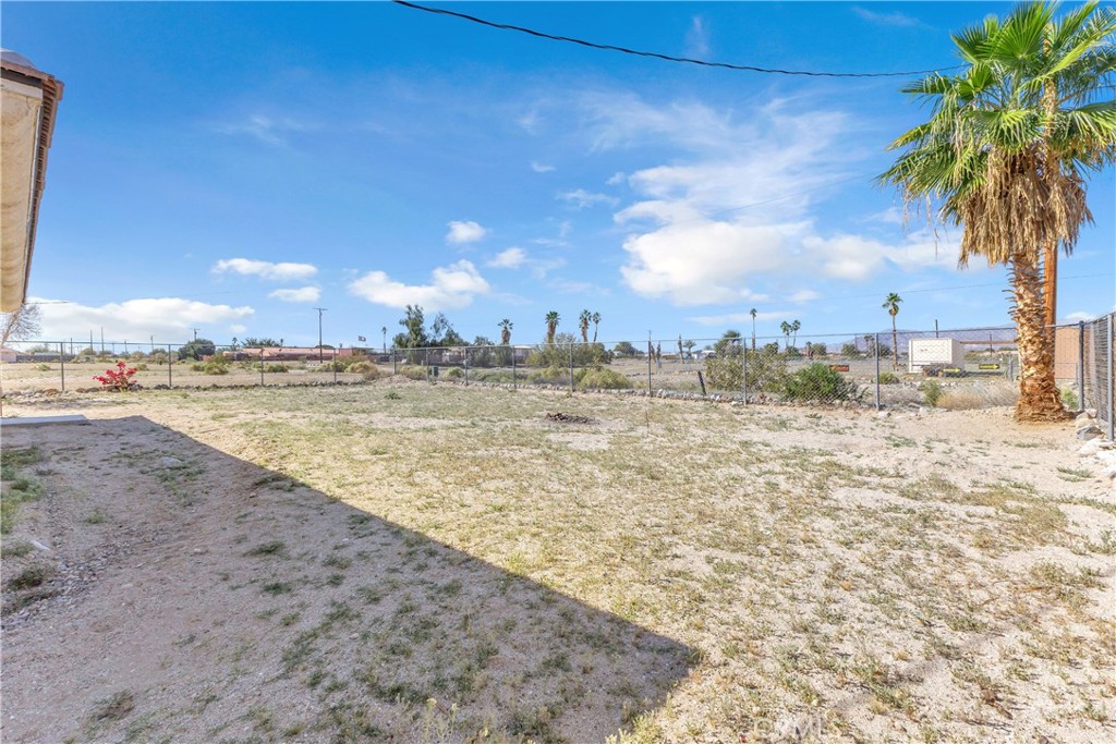 2867 Stardust Avenue