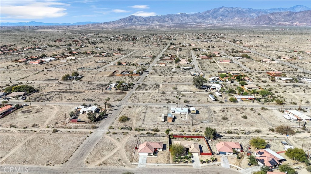 2867 Stardust Avenue