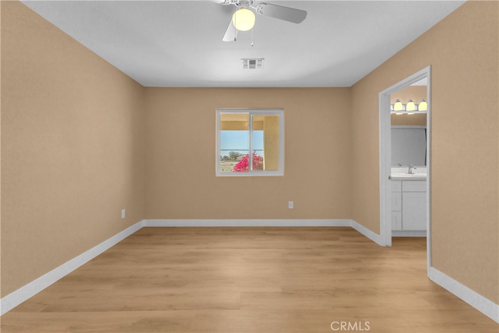 2867 Stardust Avenue