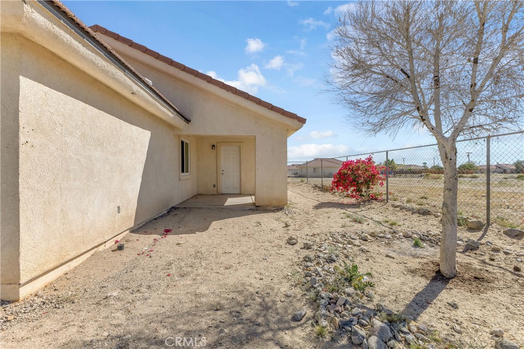 2867 Stardust Avenue