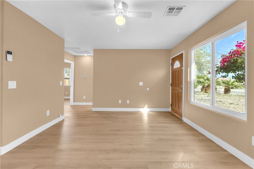 2867 Stardust Avenue