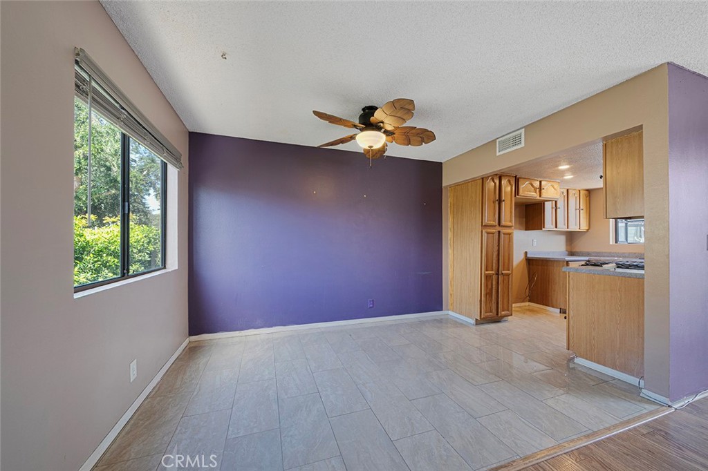 340 E Washington Boulevard 2