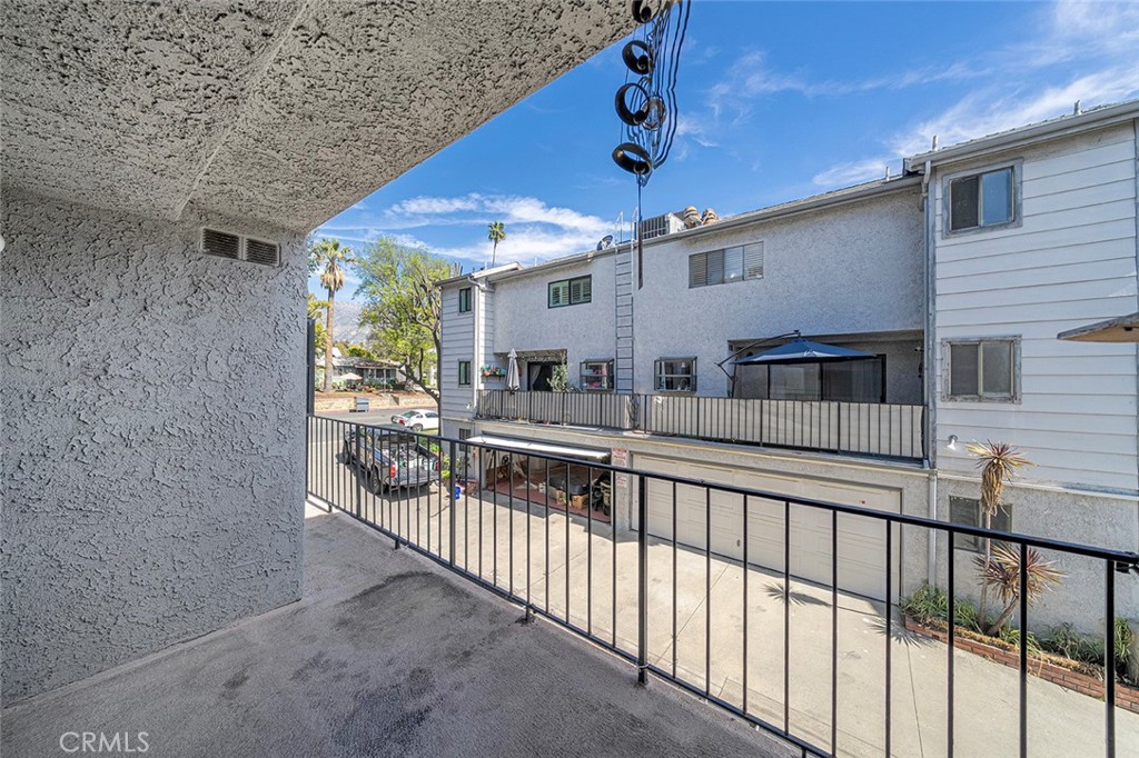 340 E Washington Boulevard 2