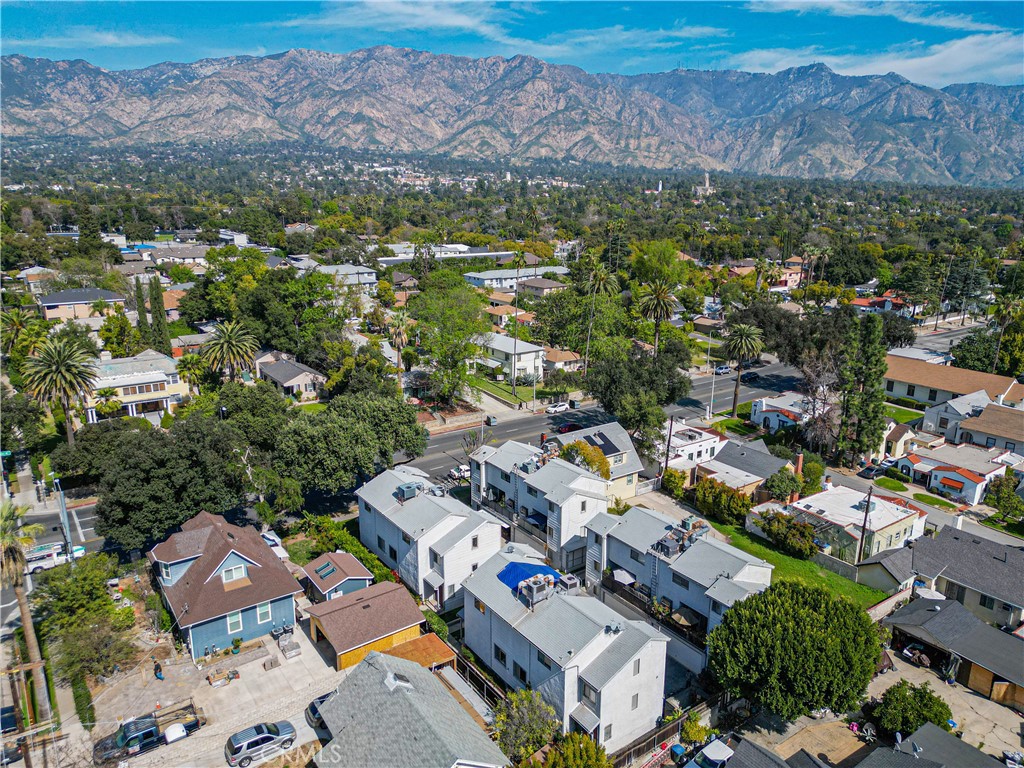 340 E Washington Boulevard 2