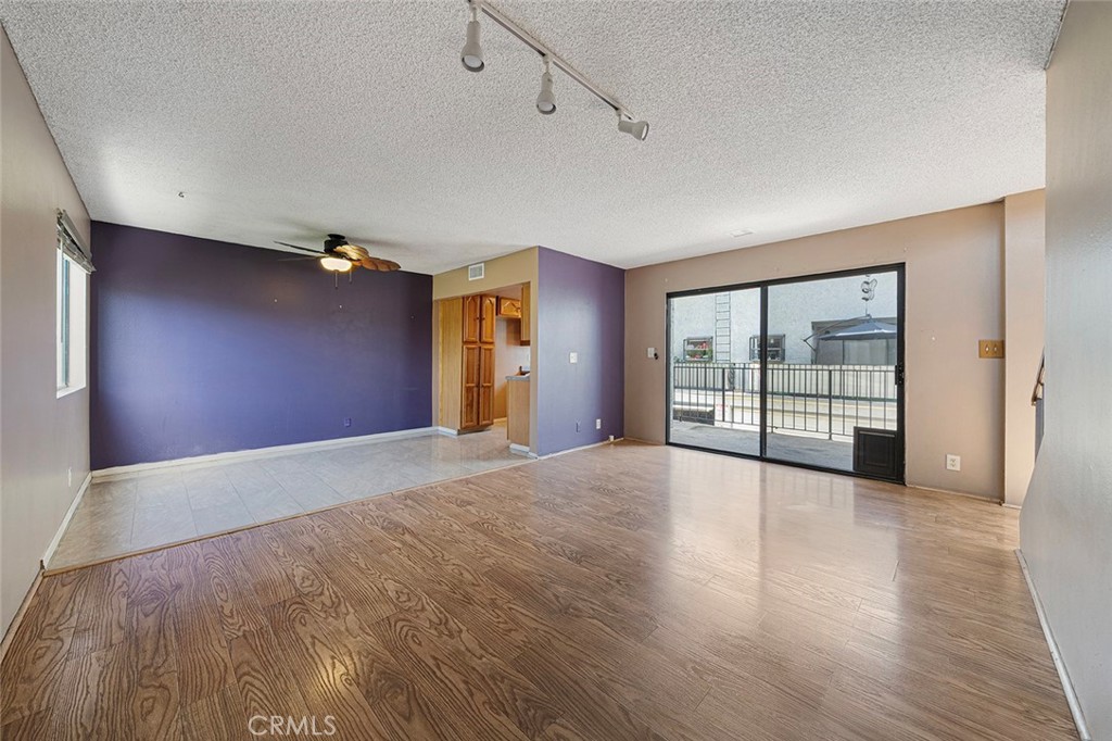 340 E Washington Boulevard 2