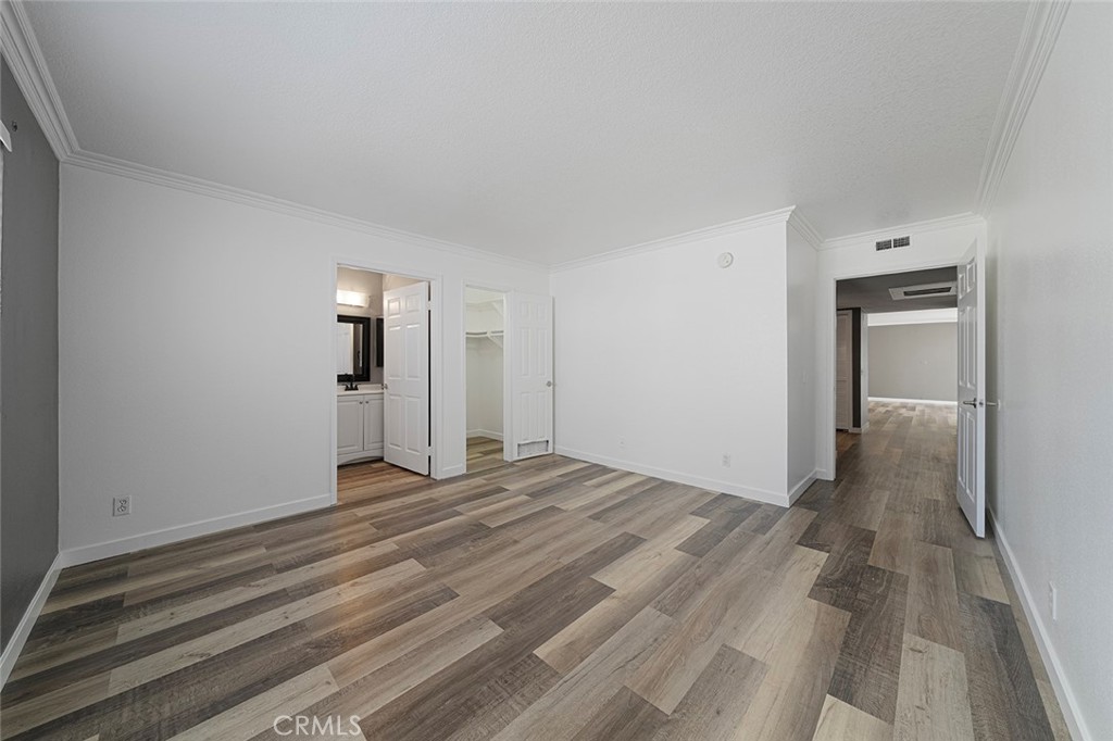 1335 Newport Avenue 209