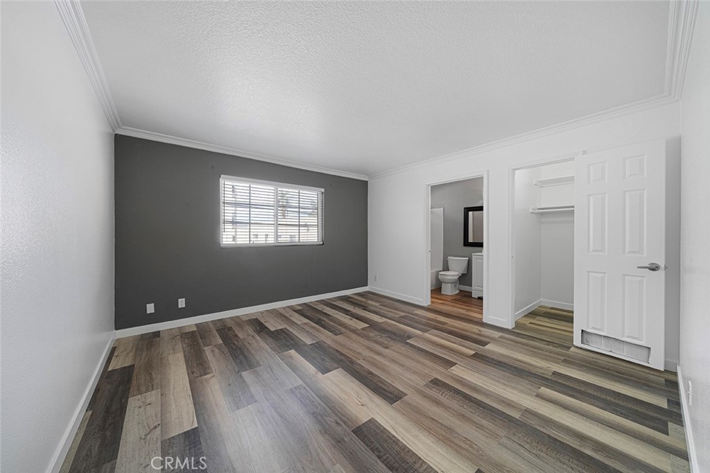 1335 Newport Avenue 209