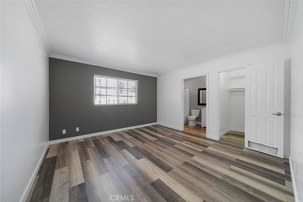 1335 Newport Avenue 209
