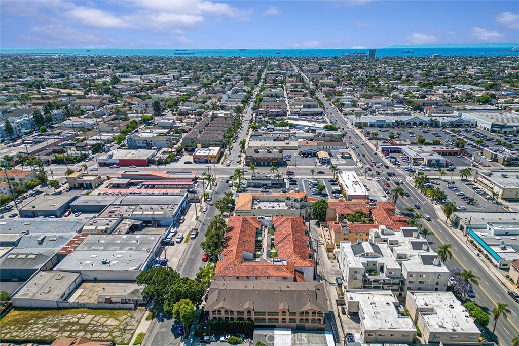 1335 Newport Avenue 209