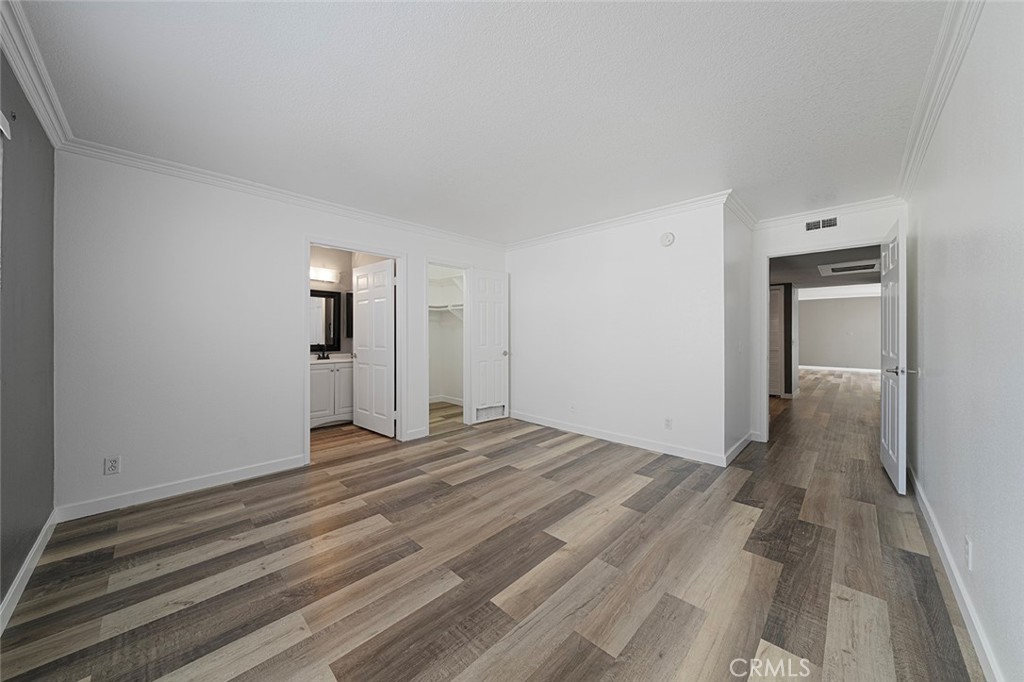 1335 Newport Avenue 209