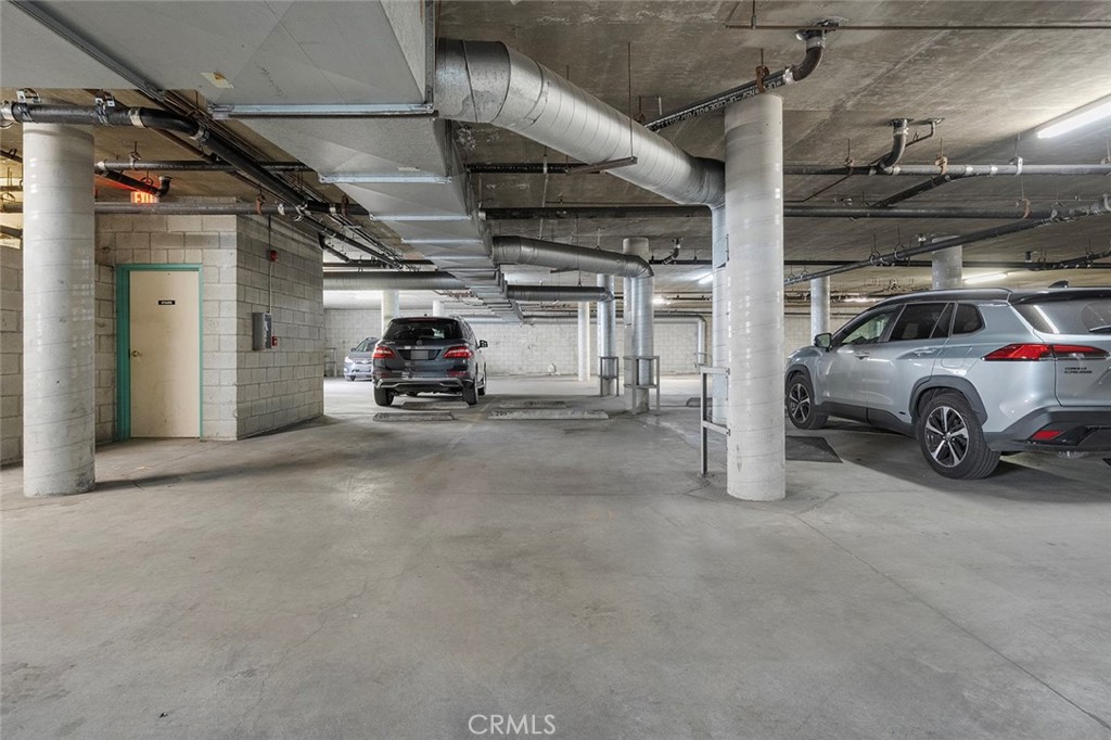 1335 Newport Avenue 209