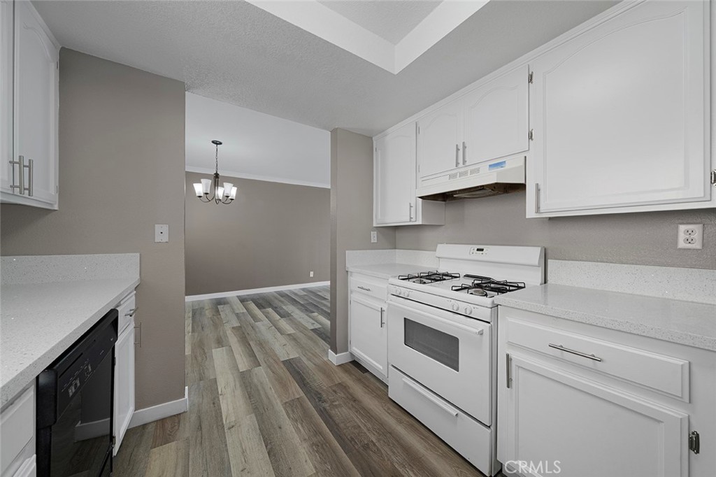 1335 Newport Avenue 209