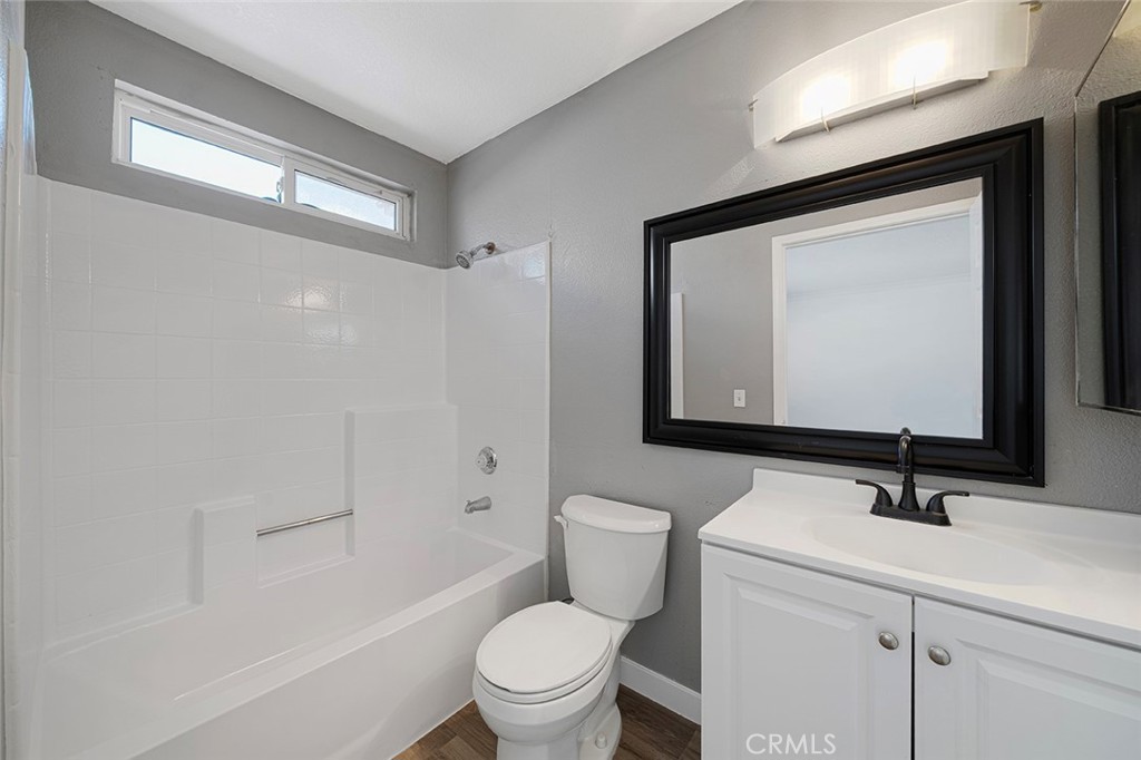 1335 Newport Avenue 209