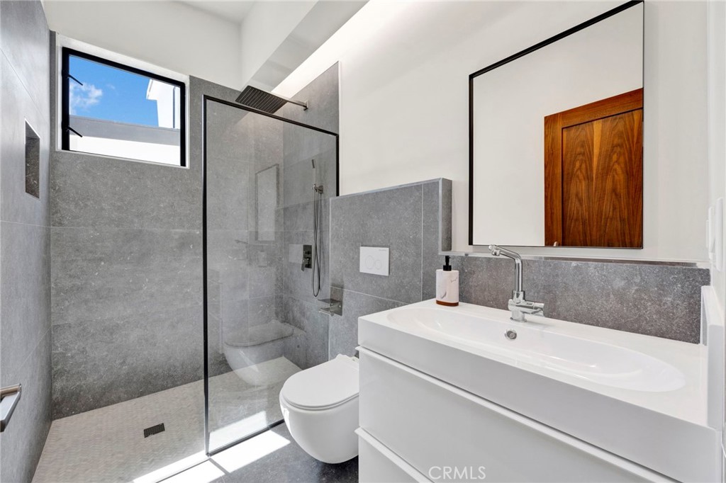 325 W Grandview Avenue