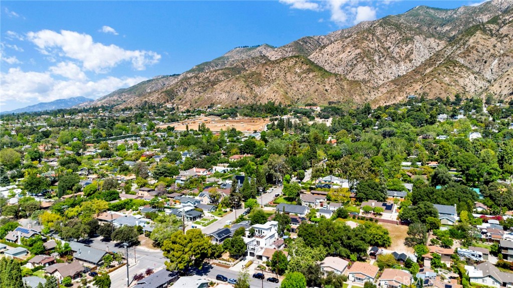 325 W Grandview Avenue