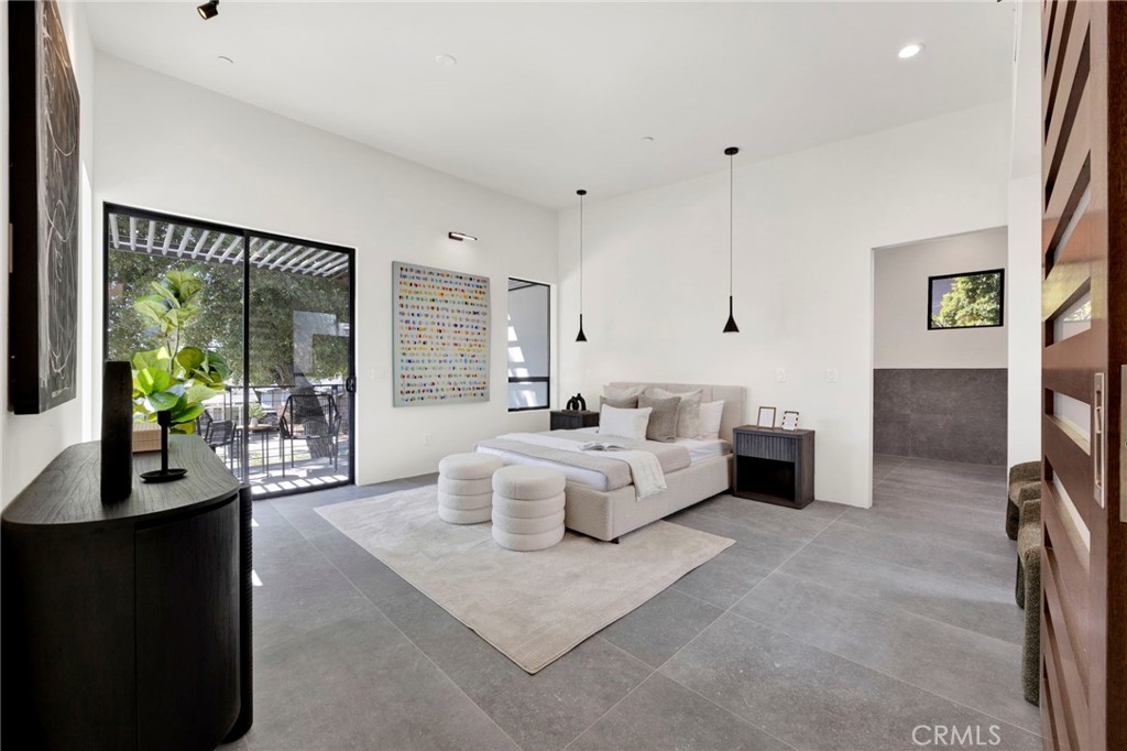 325 W Grandview Avenue