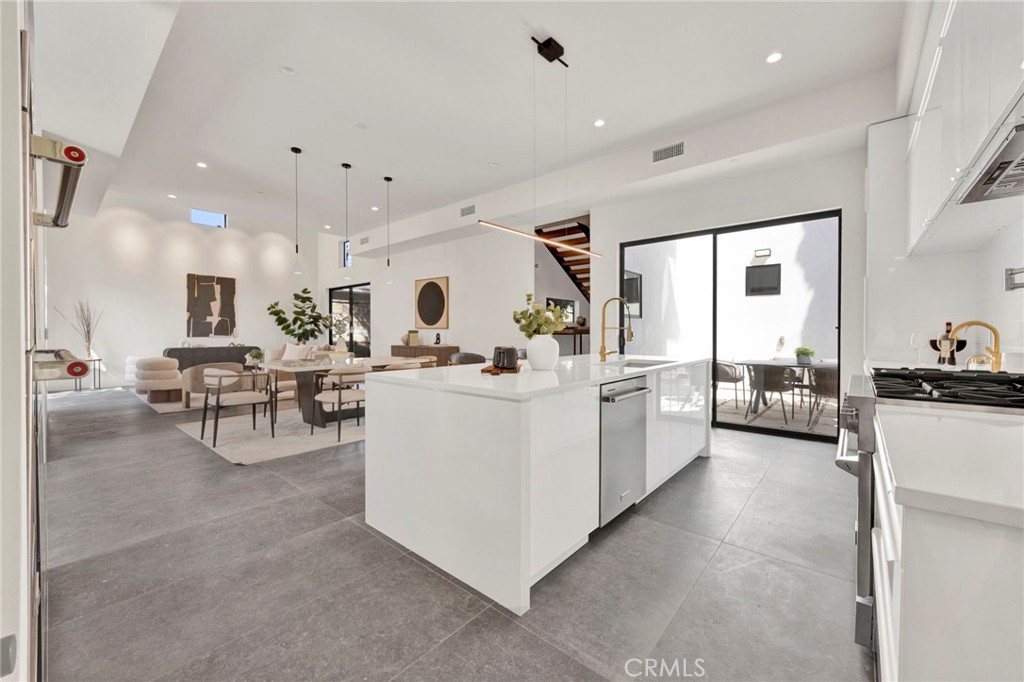 325 W Grandview Avenue