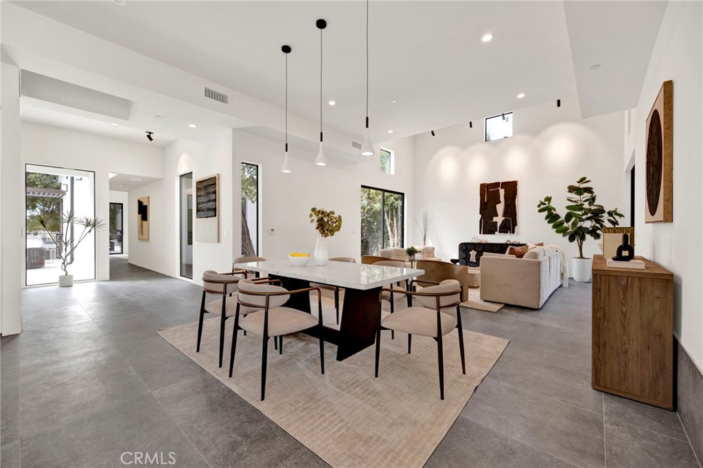 325 W Grandview Avenue