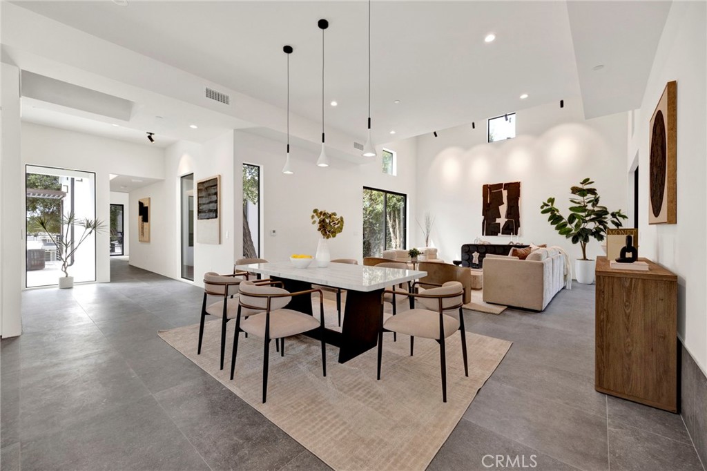 325 W Grandview Avenue