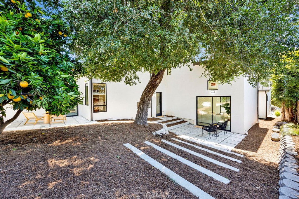 325 W Grandview Avenue