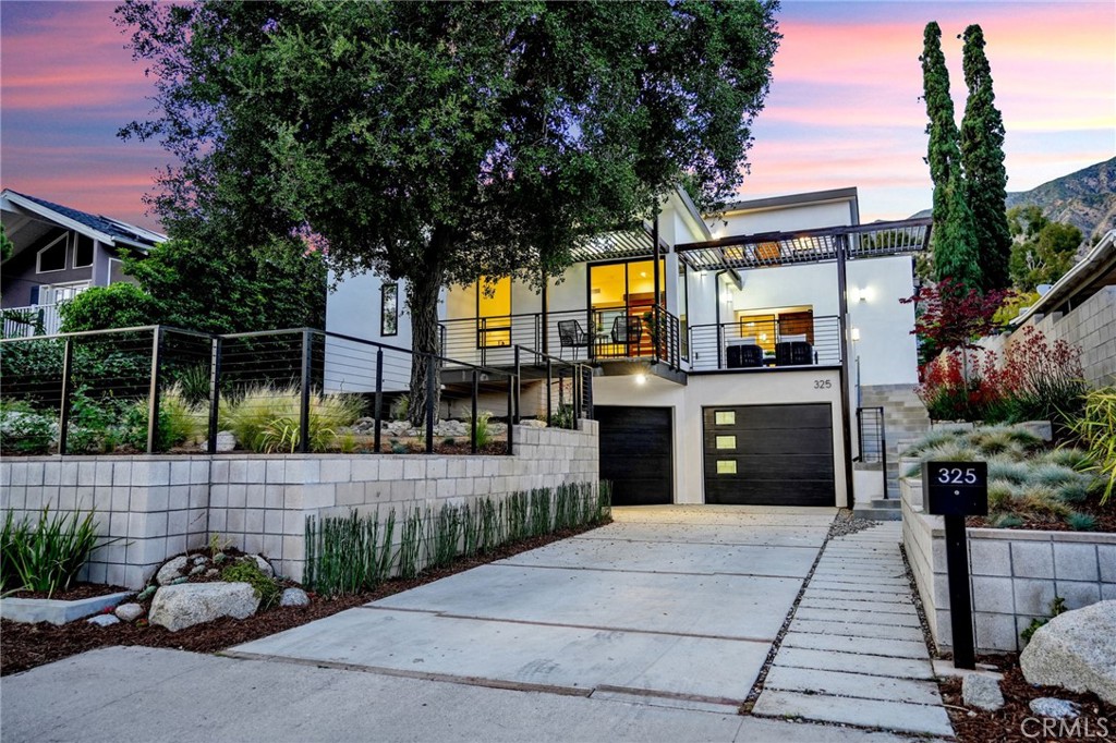 325 W Grandview Avenue