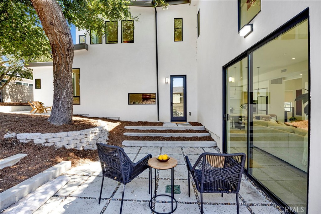 325 W Grandview Avenue