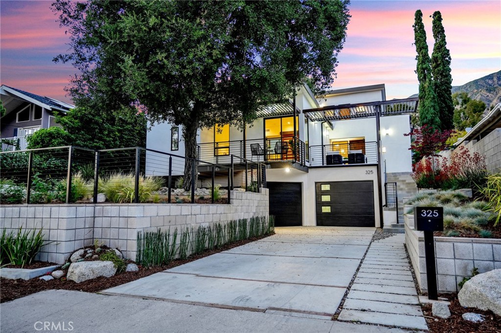 325 W Grandview Avenue