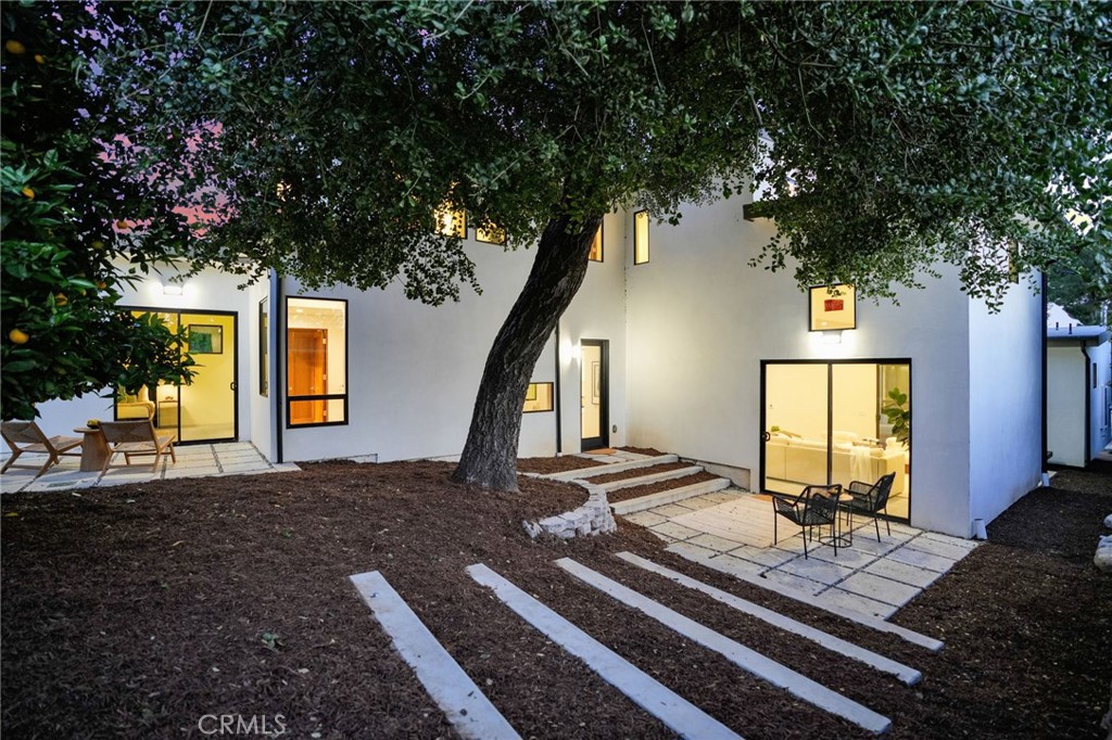 325 W Grandview Avenue