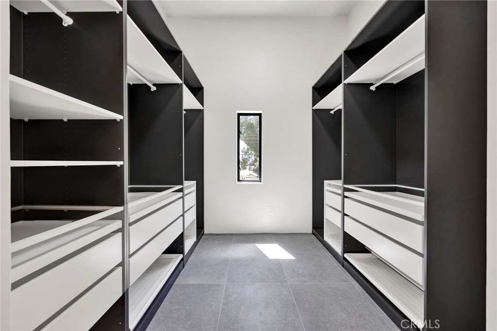 325 W Grandview Avenue