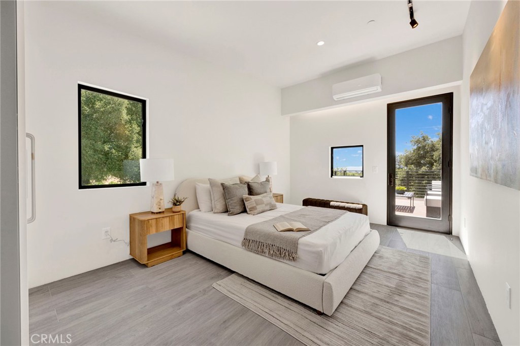 325 W Grandview Avenue