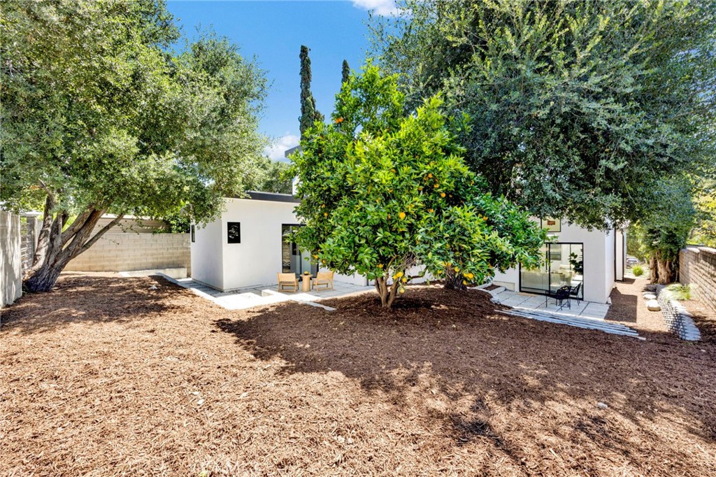 325 W Grandview Avenue