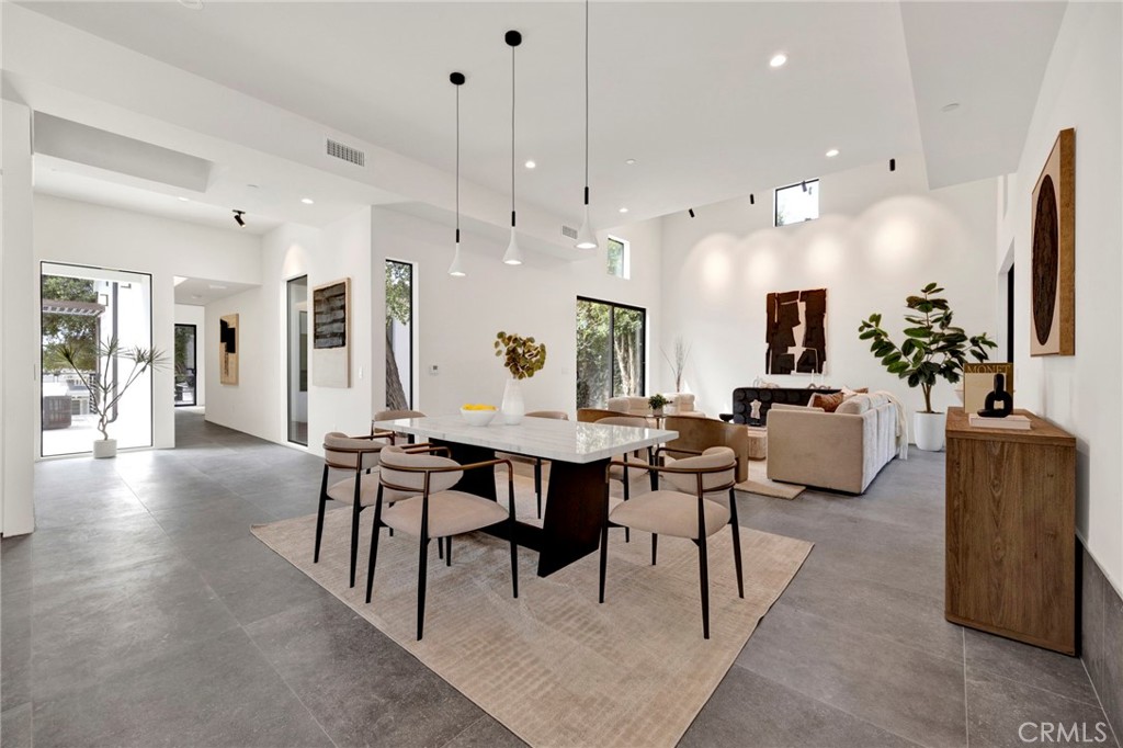 325 W Grandview Avenue