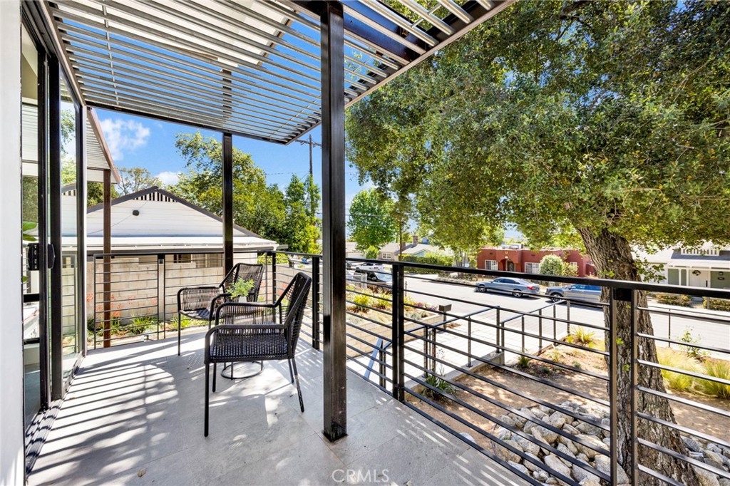 325 W Grandview Avenue