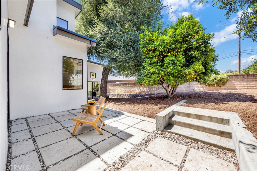 325 W Grandview Avenue