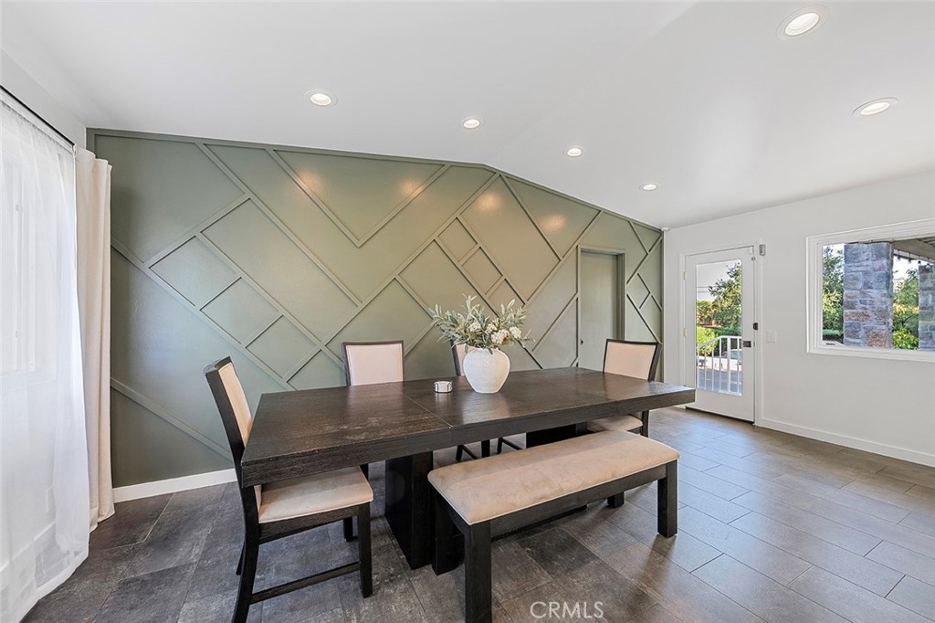 726 E Sierra Madre Avenue