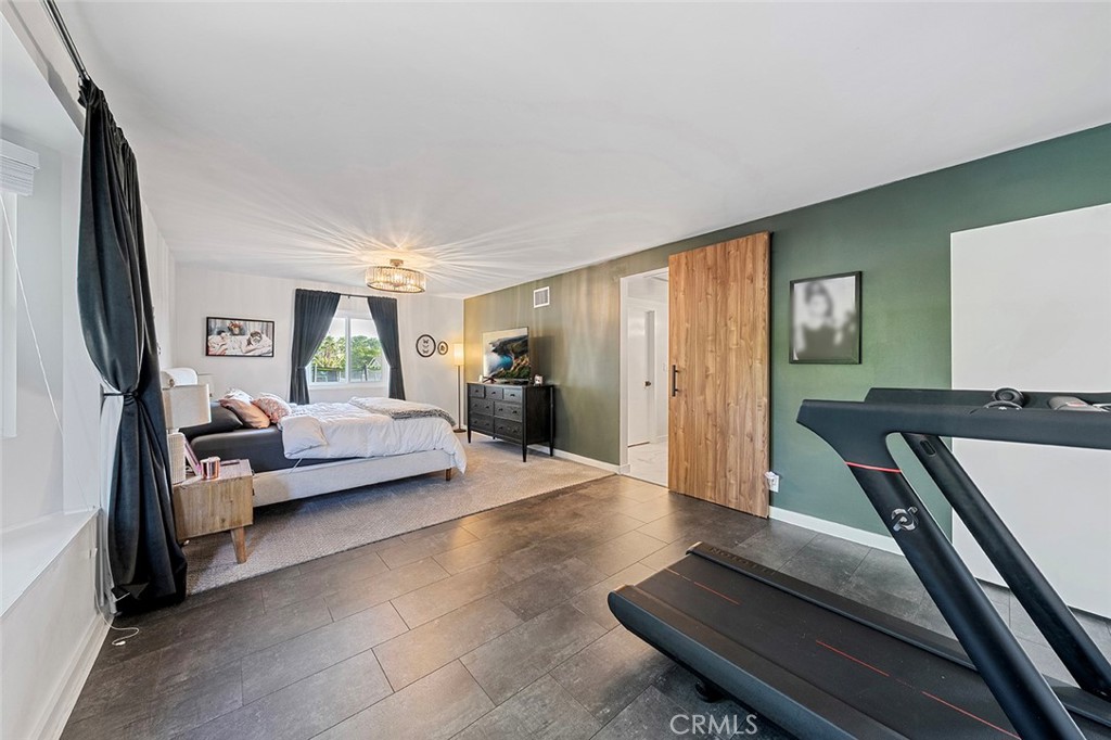 726 E Sierra Madre Avenue