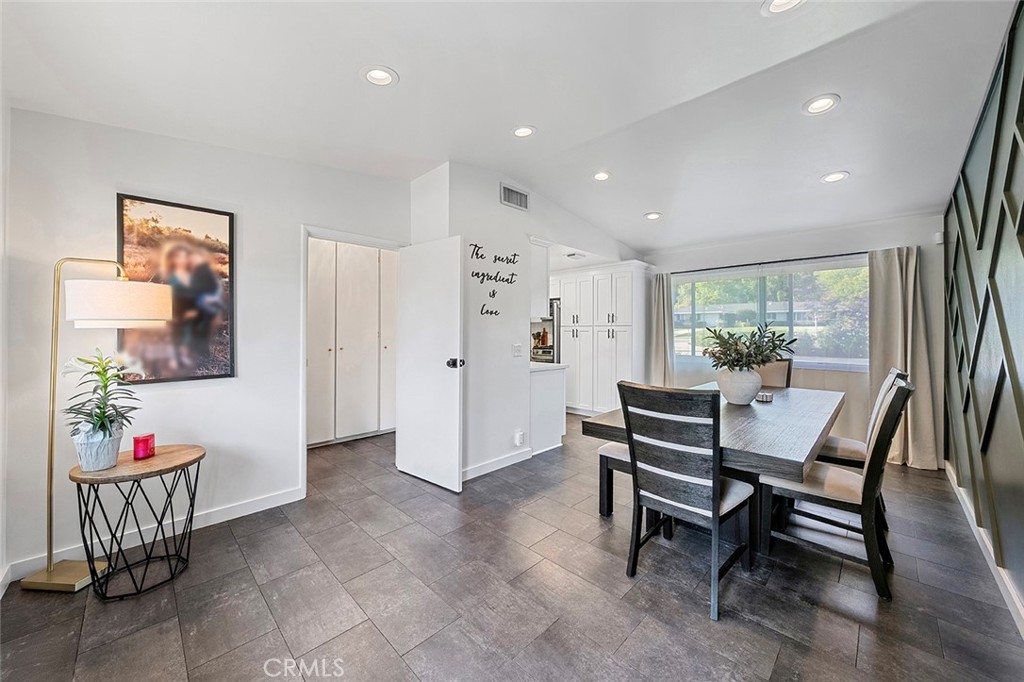 726 E Sierra Madre Avenue