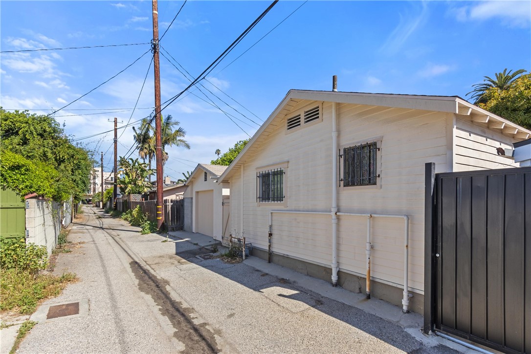 2455 Glencoe Avenue