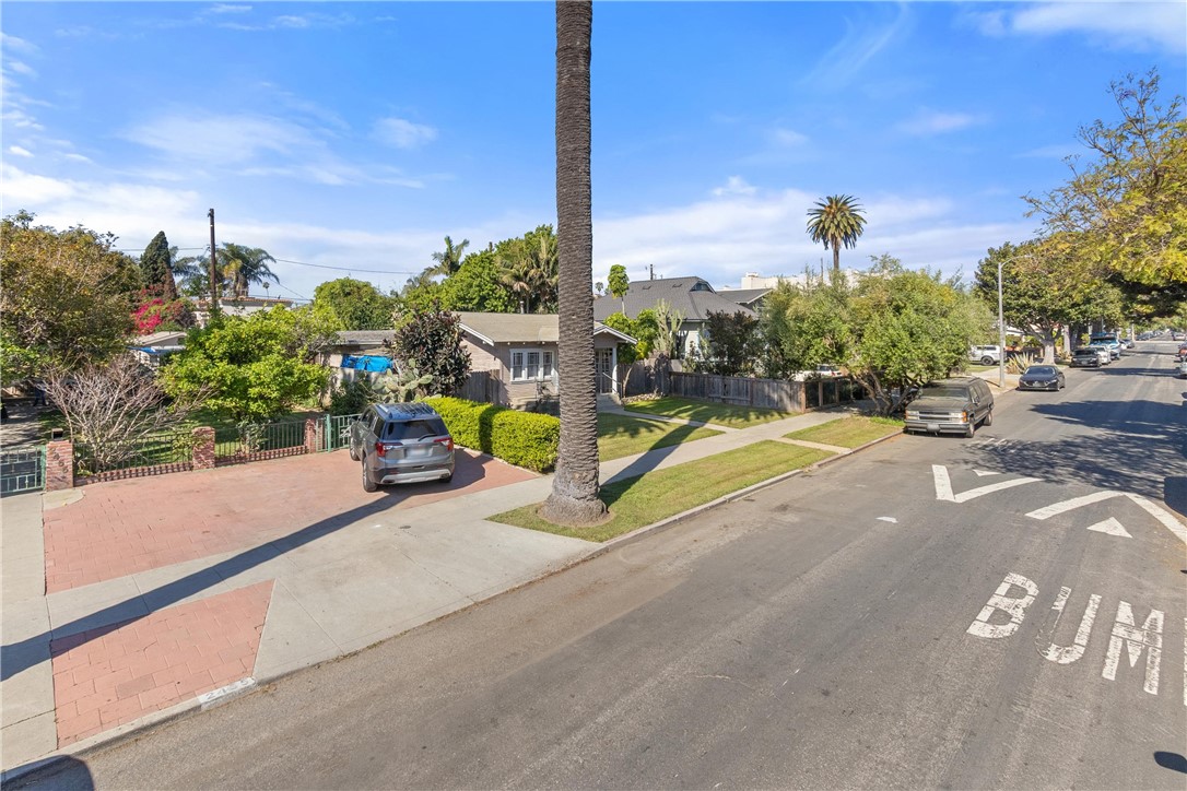 2455 Glencoe Avenue