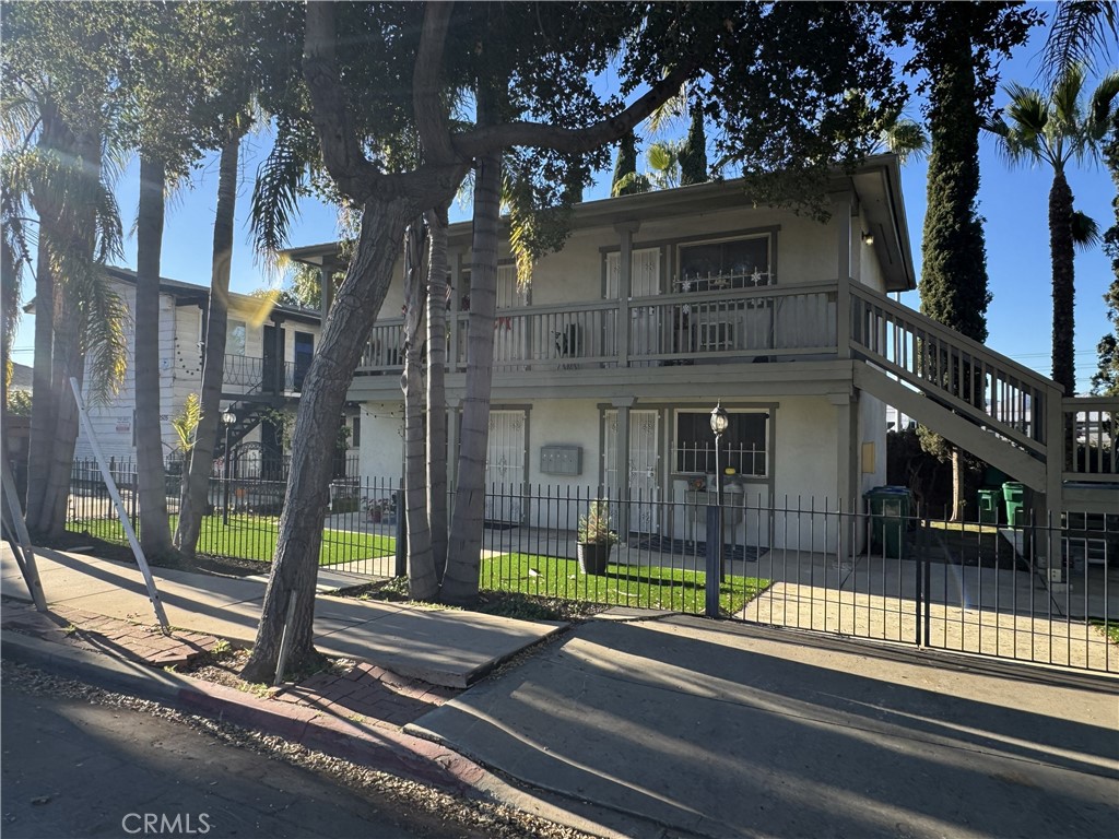 2525 Jefferson Street
