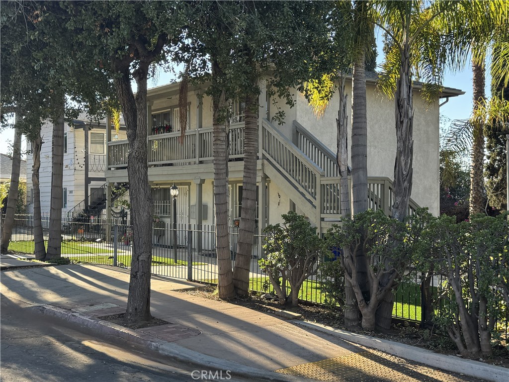 2525 Jefferson Street