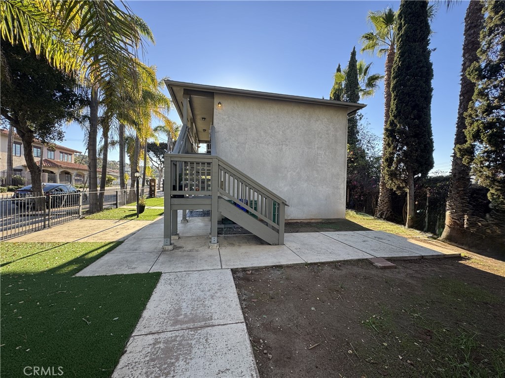 2525 Jefferson Street