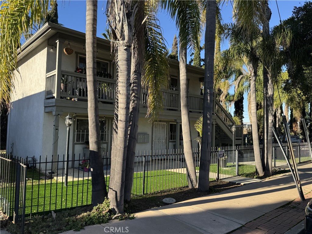 2525 Jefferson Street