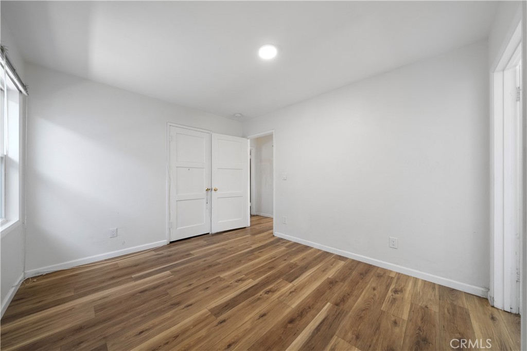 543 N Angeleno Avenue