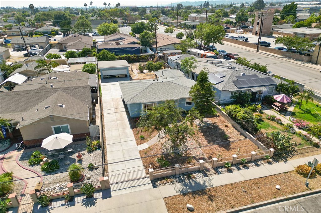 543 N Angeleno Avenue