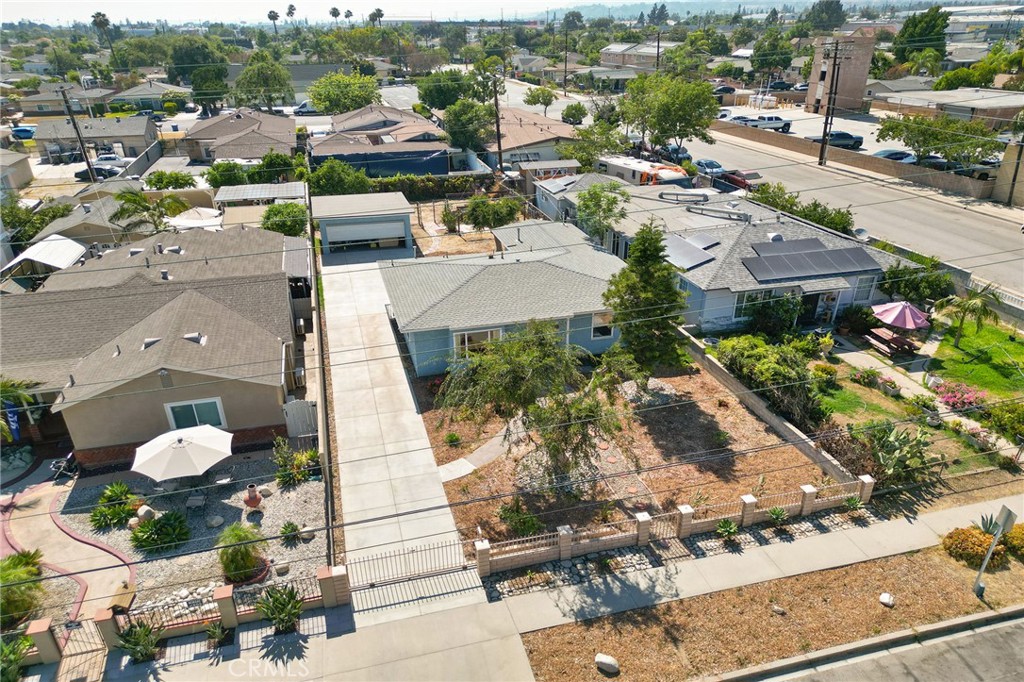 543 N Angeleno Avenue