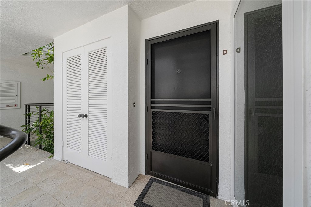 267 Avenida Lobeiro D
