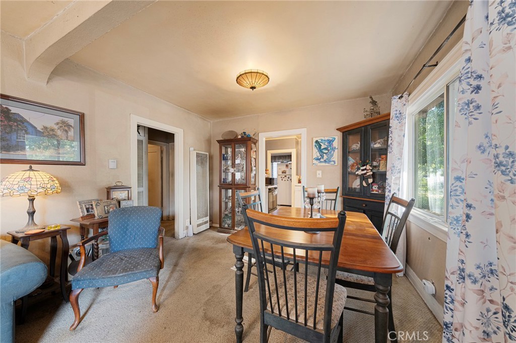 4928 Highland View Avenue